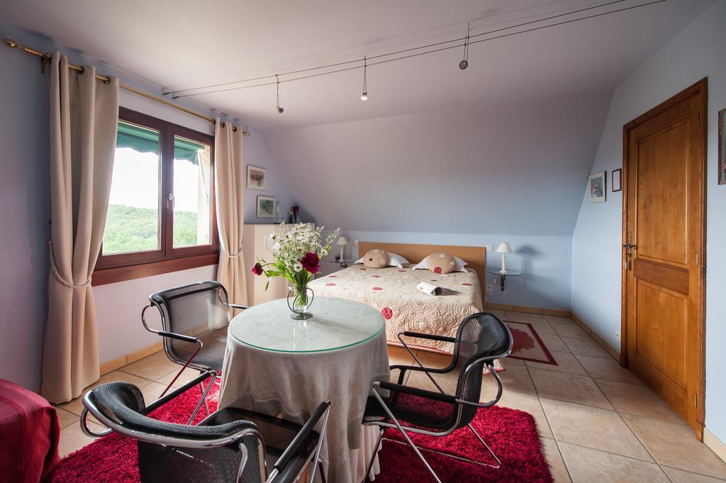 Villa Touloumo Mayrac Zimmer foto